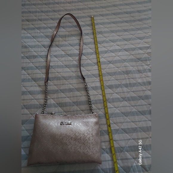 NWOT GUESS Crossbody Bag Handbag Purse Women Monogram Light pink-beige - Picture 6 of 13
